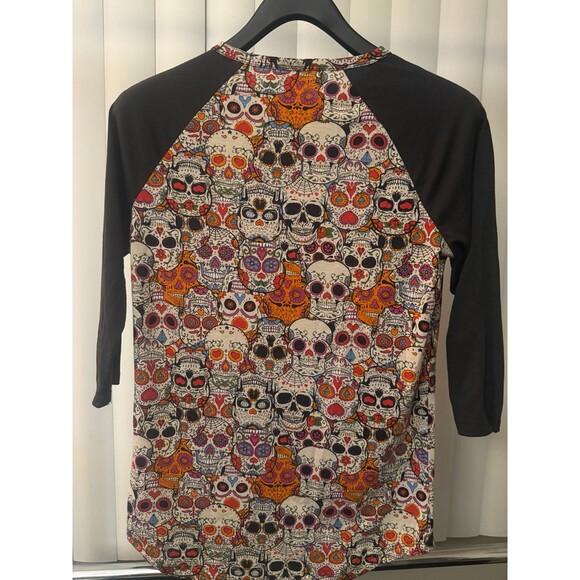 Women's LuLaRoe Randy Baseball Shirt Halloween Sugar Skulls Print  Size X-Small - Picture 3 of 5